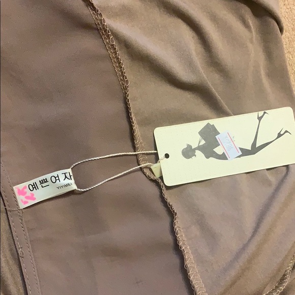 Mini dress with sheer shoulders - Picture 5 of 6